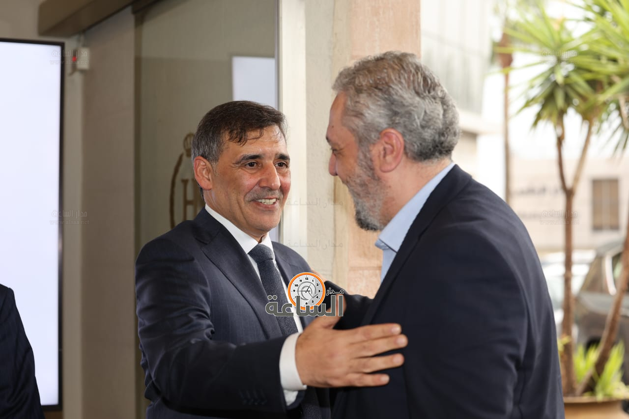 Madar Al-Saa Images 0.1792946927808815