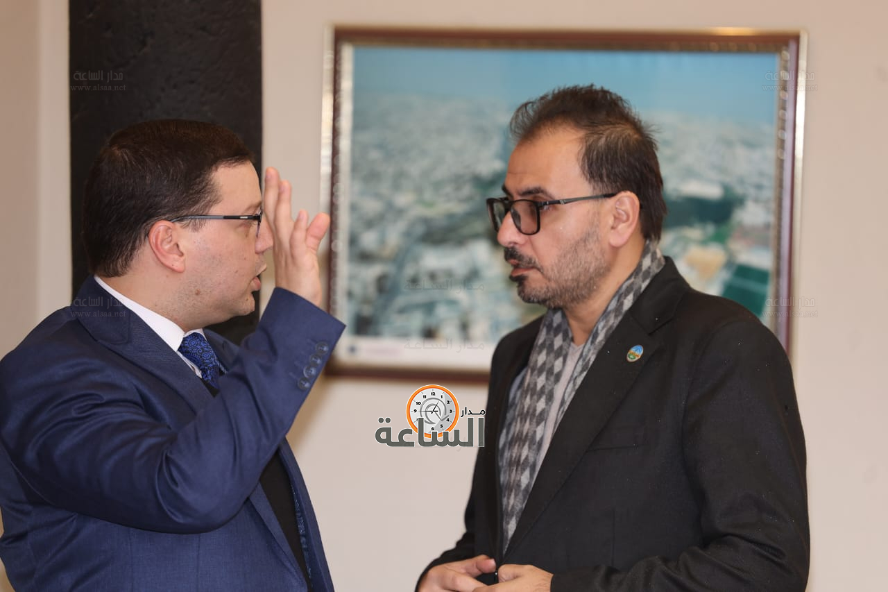 Madar Al-Saa Images 0.5593533409587269