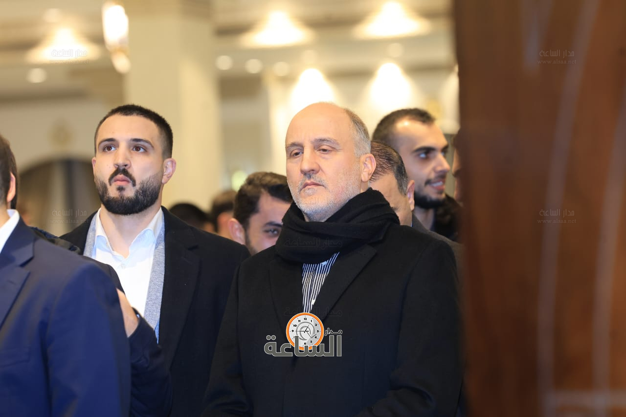 Madar Al-Saa Images 0.2857335738140162