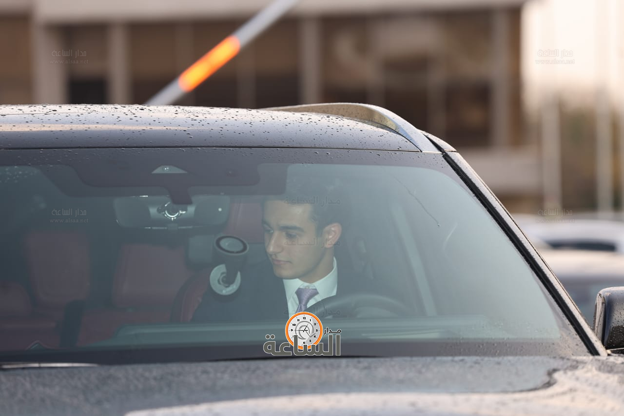 Madar Al-Saa Images 0.2471038346065879