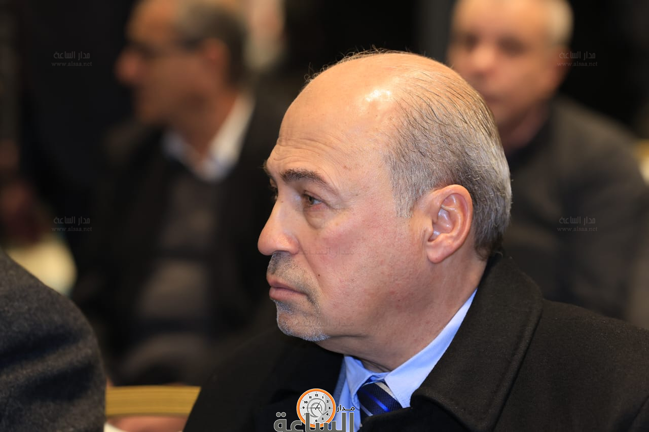 Madar Al-Saa Images 0.5509884199278429