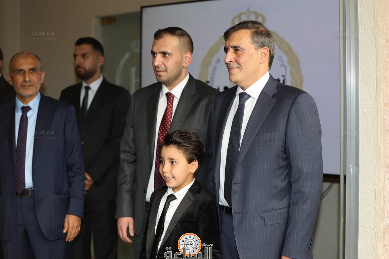 Madar Al-Saa Images 0.10046027362956911