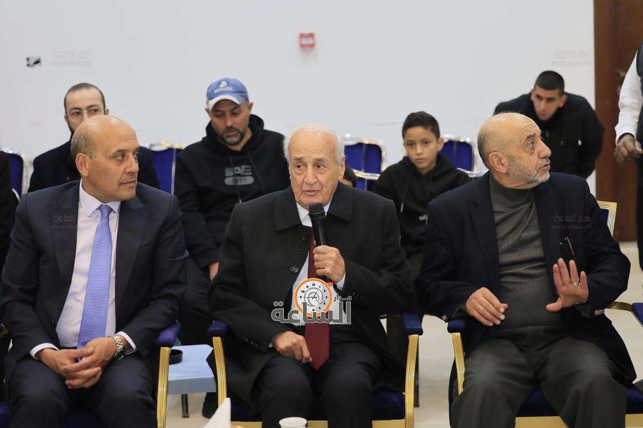 Madar Al-Saa Images 0.40209925783428824