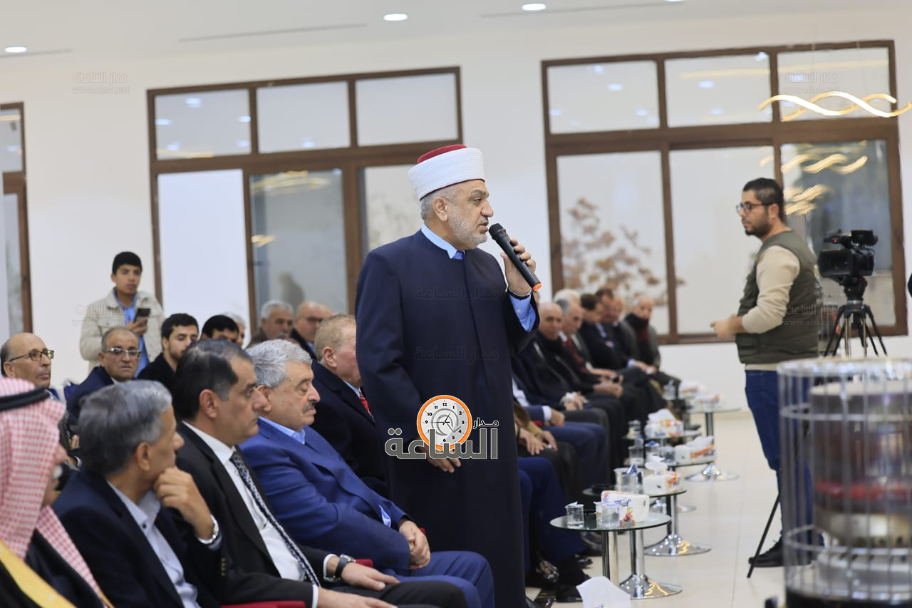 Madar Al-Saa Images 0.37773101672879694