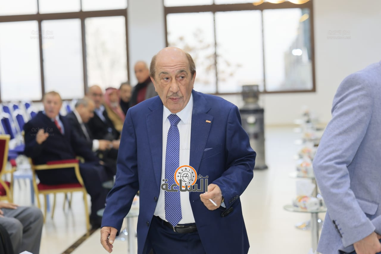 Madar Al-Saa Images 0.6437327080121268