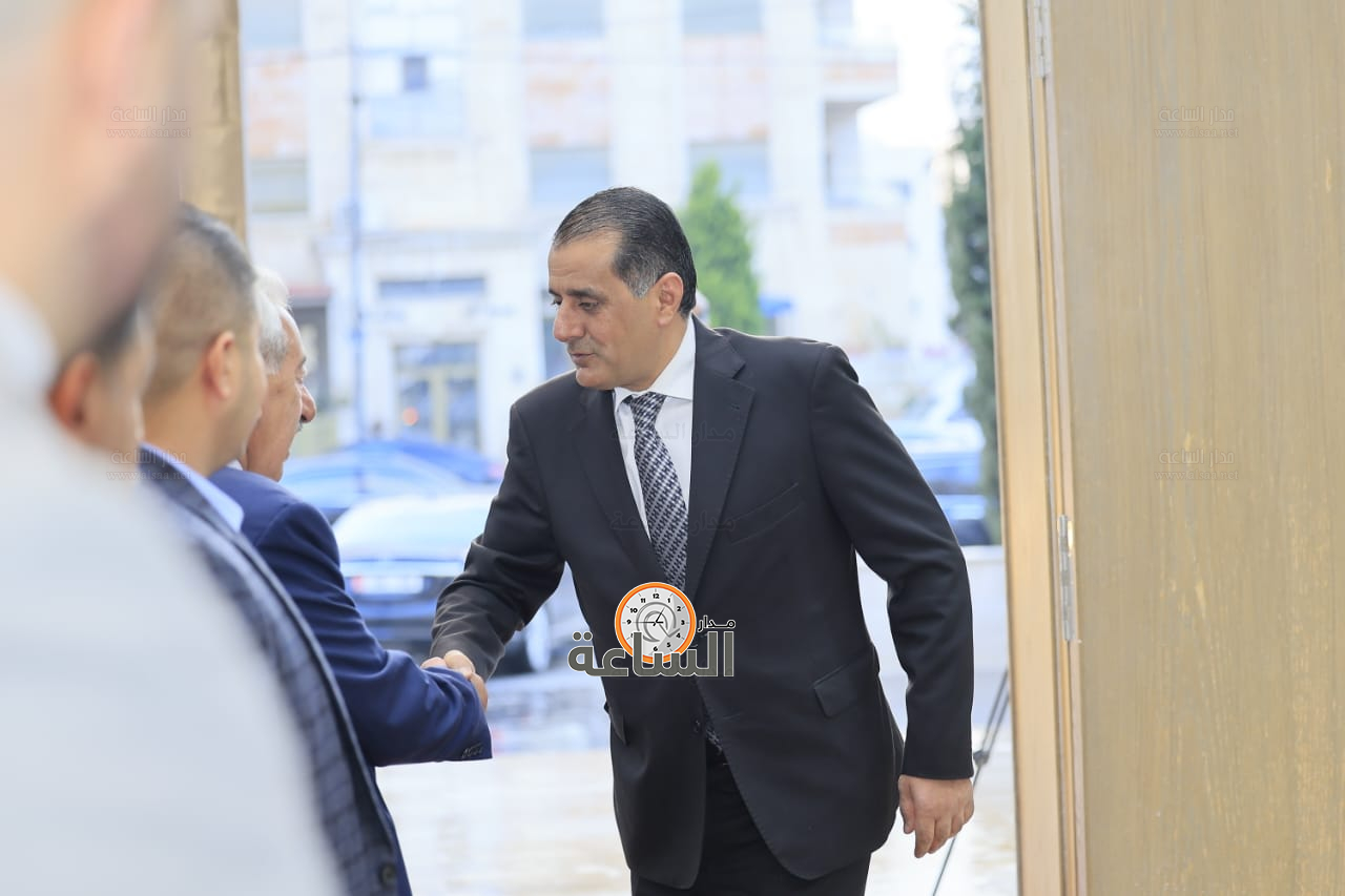 Madar Al-Saa Images 0.028439819482372286