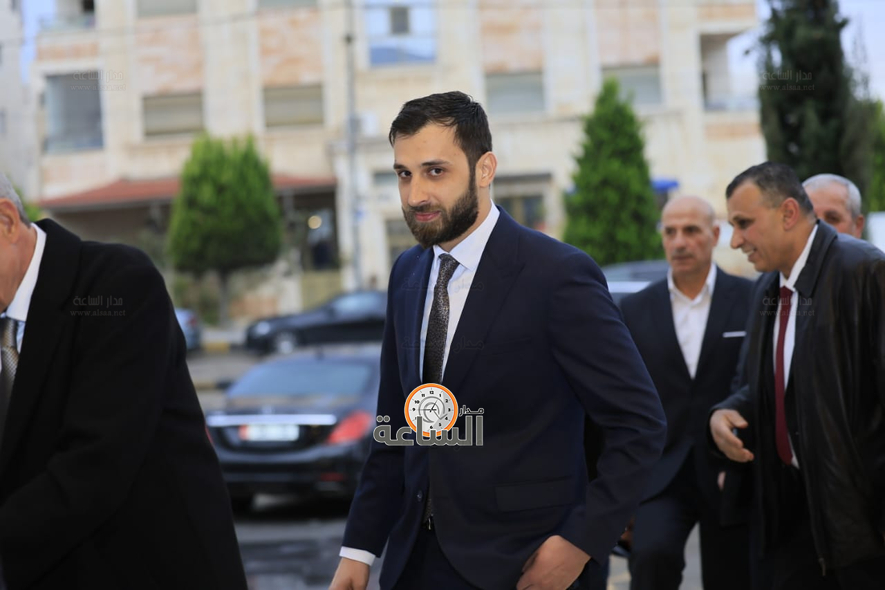 Madar Al-Saa Images 0.7811284286720199