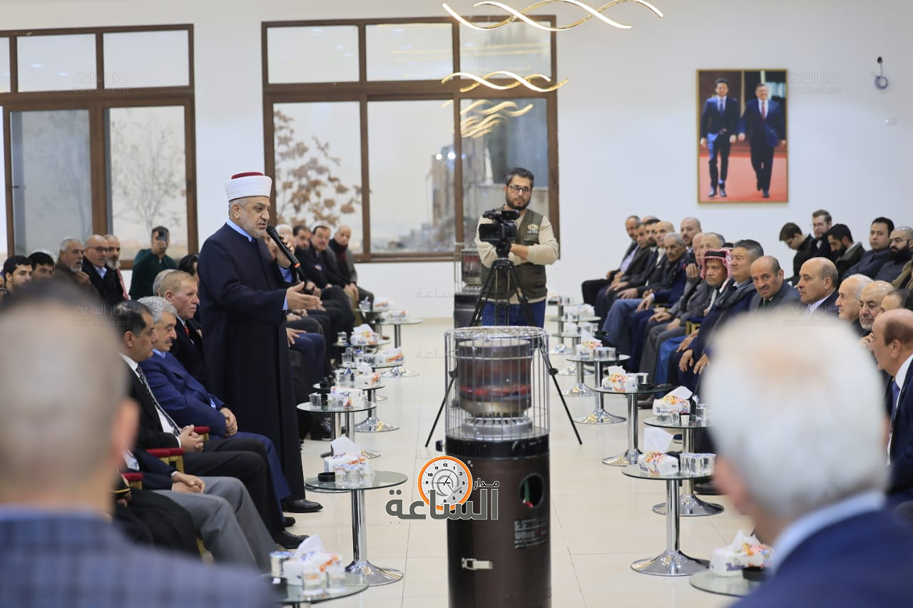 Madar Al-Saa Images 0.09799526262545444