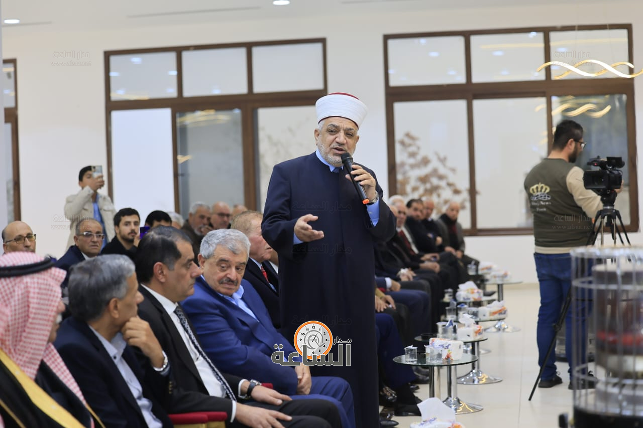 Madar Al-Saa Images 0.6351808897752935