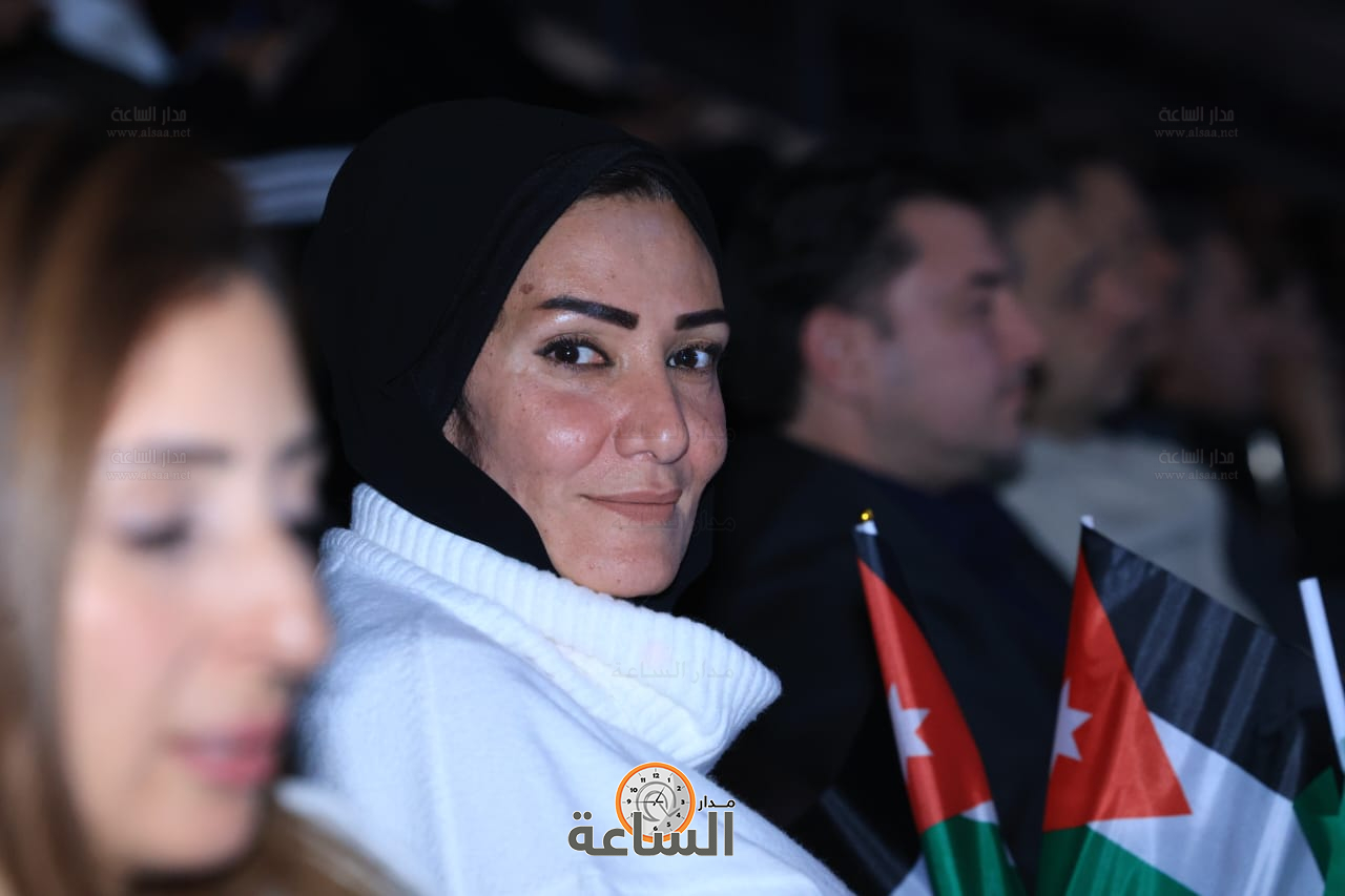 Madar Al-Saa Images 0.441162542112429