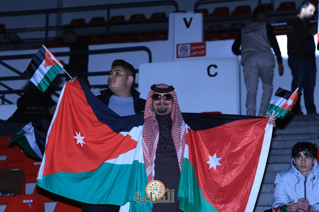 Madar Al-Saa Images 0.8774882880566599