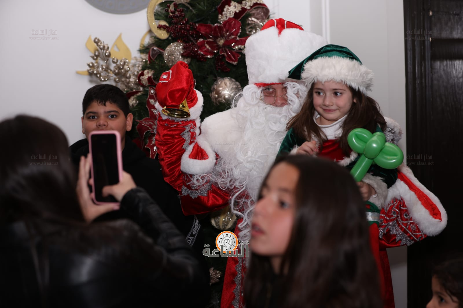 Madar Al-Saa Images 0.676353886360749