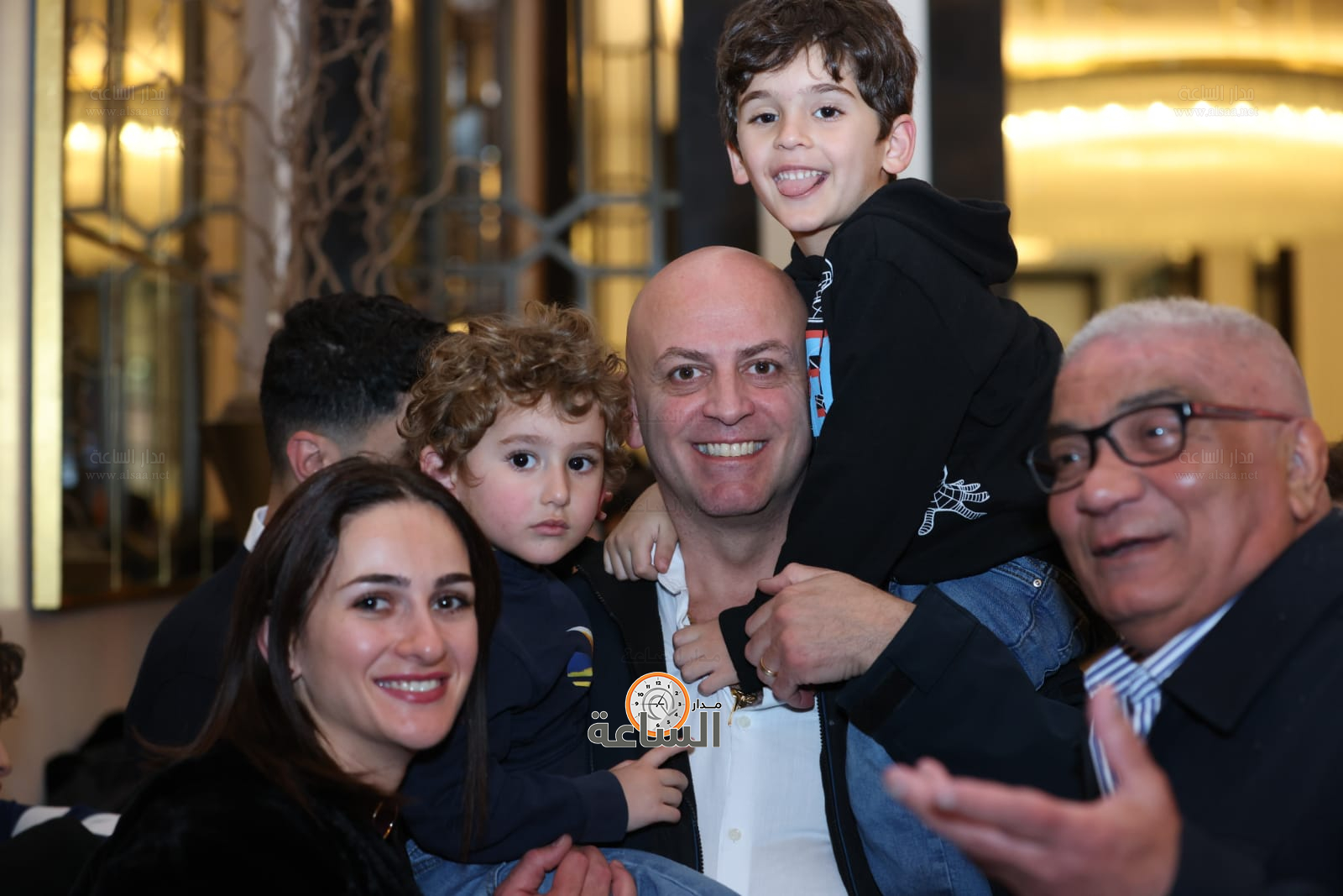 Madar Al-Saa Images 0.05924341135188671