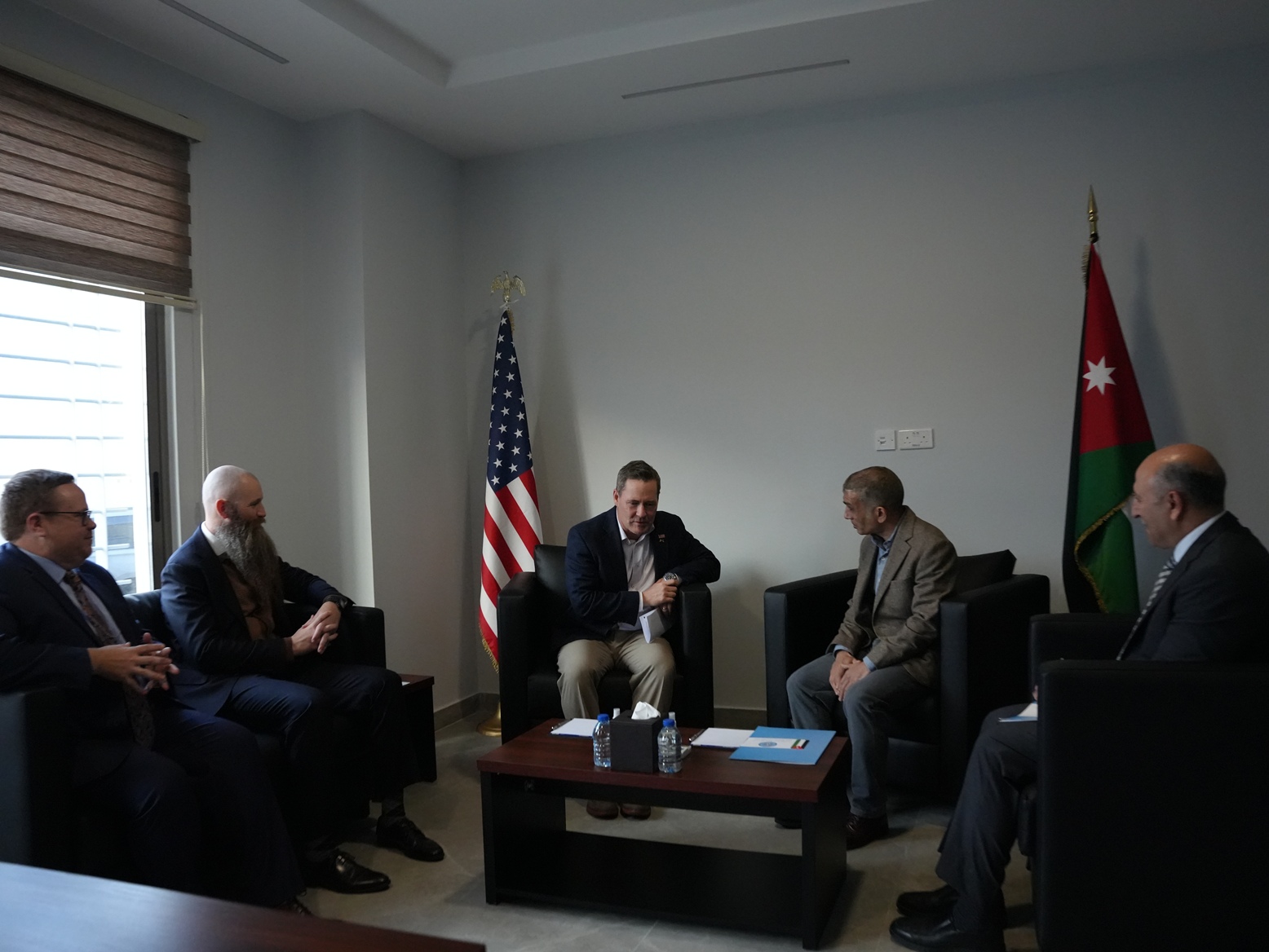 Madar Al-Saa Images 0.7846232968587369