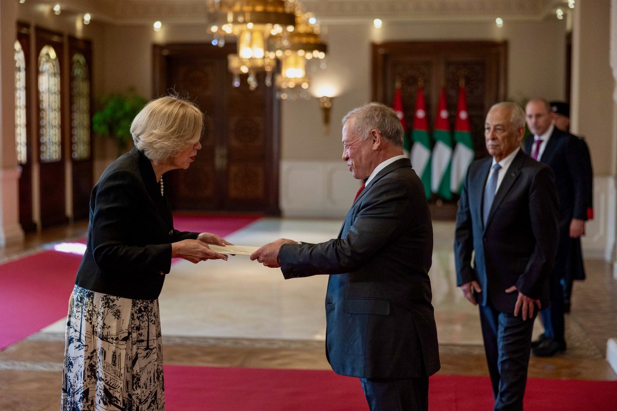 Madar Al-Saa Images 0.8507538997789845