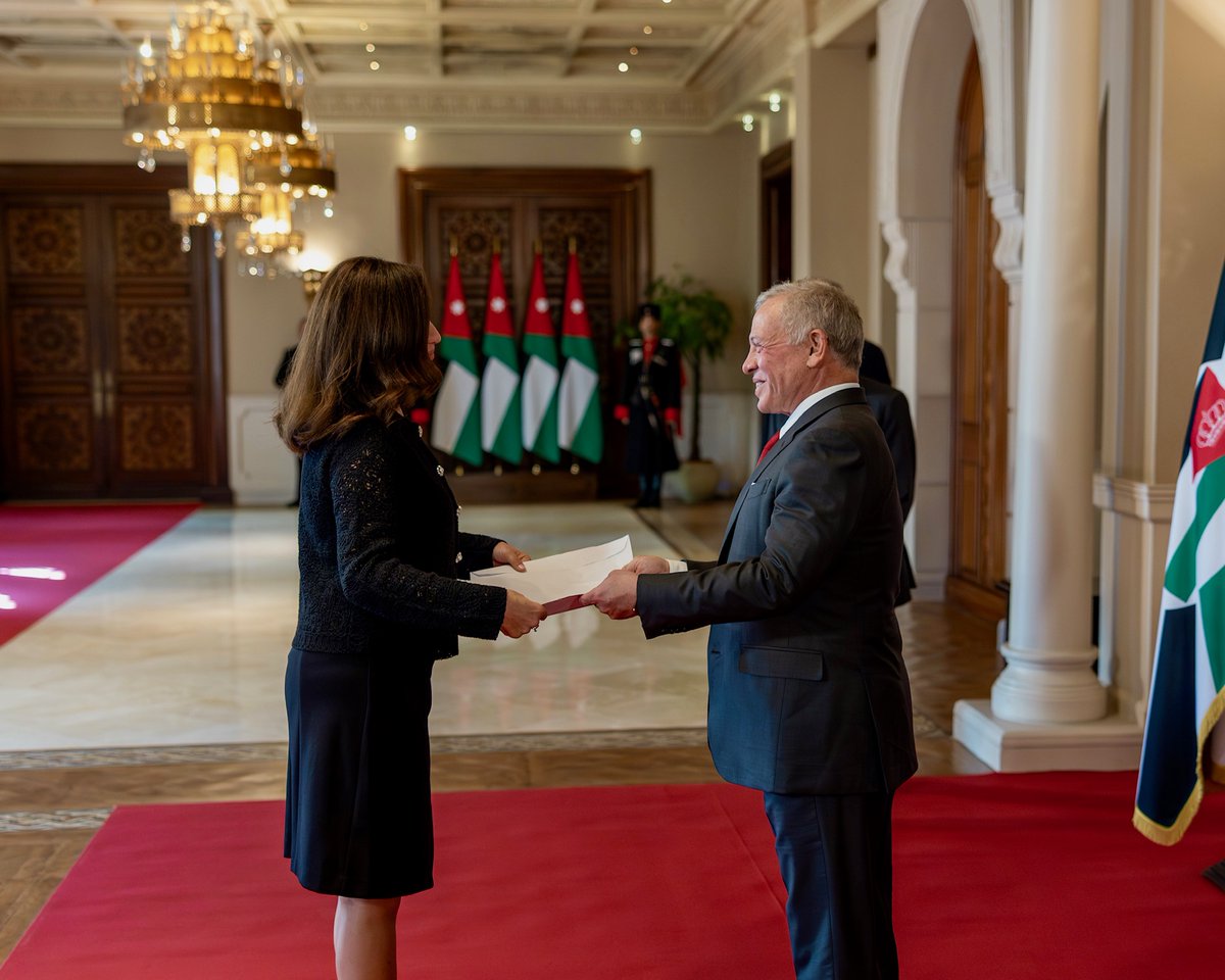 Madar Al-Saa Images 0.9708437894927651