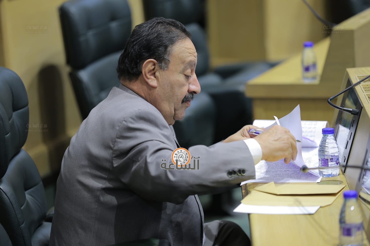 Madar Al-Saa Images 0.9720071378144846