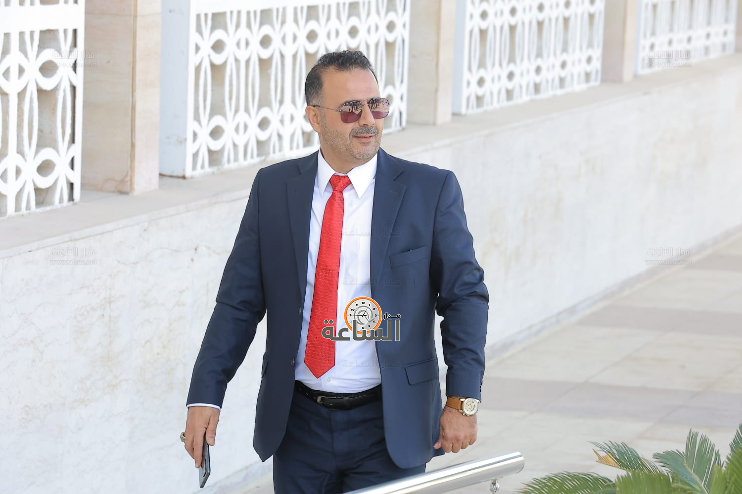 Madar Al-Saa Images 0.4864118316386705