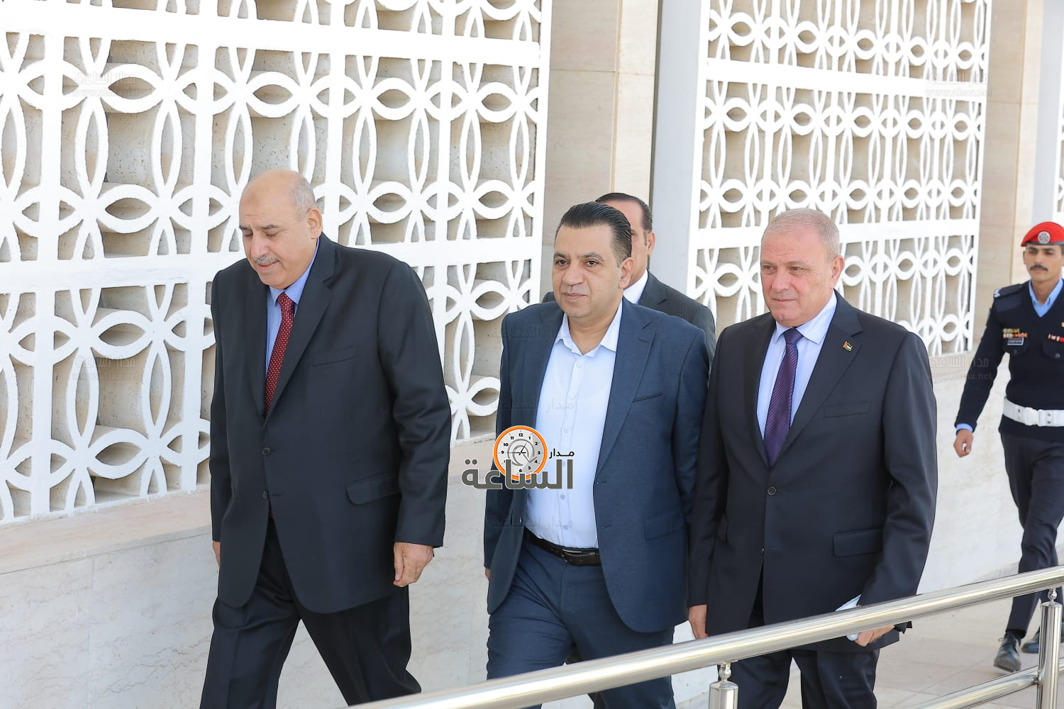 Madar Al-Saa Images 0.03191457631342409