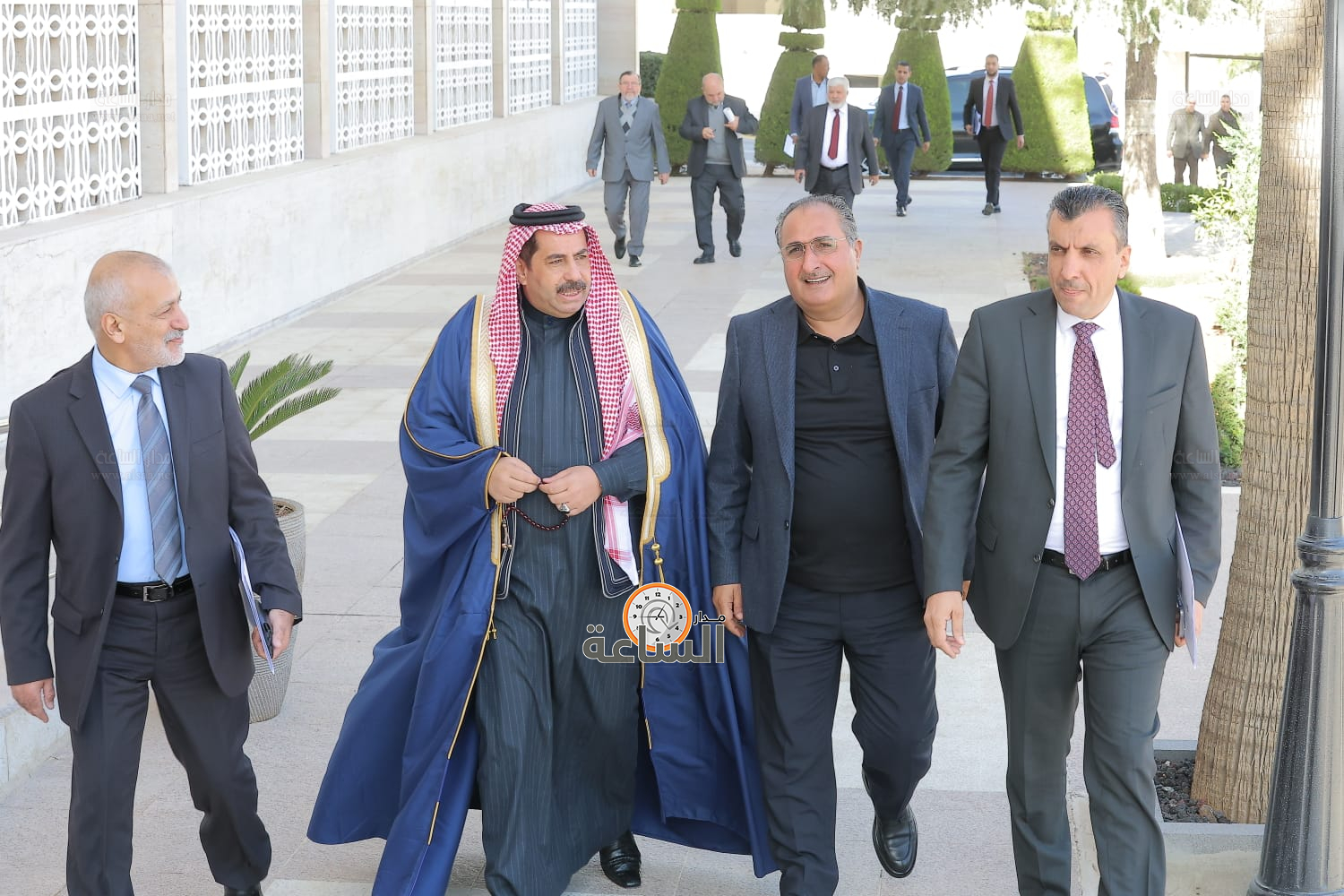 Madar Al-Saa Images 0.18118153788766833