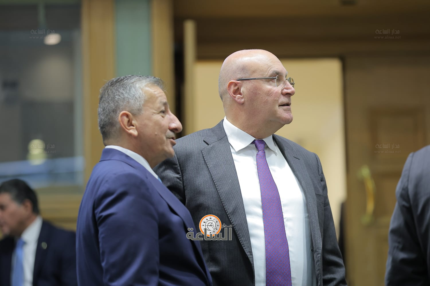 Madar Al-Saa Images 0.398308460649055