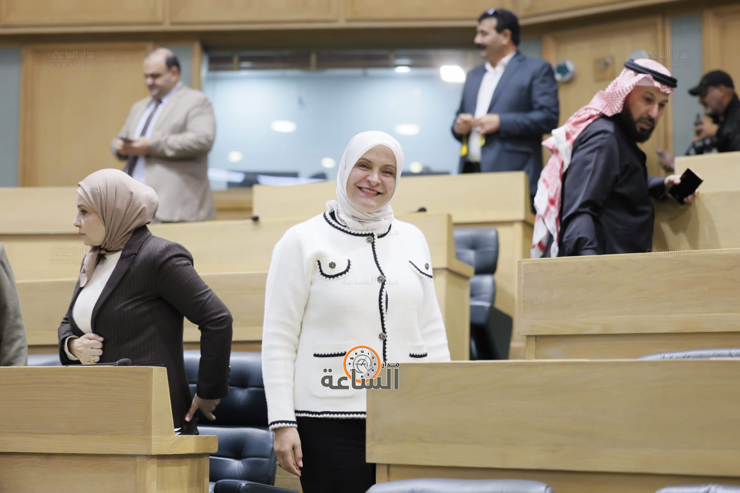 Madar Al-Saa Images 0.08916913972958462