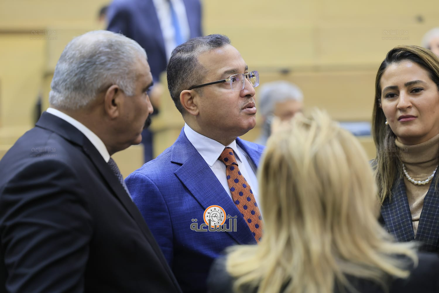 Madar Al-Saa Images 0.9454903536237136