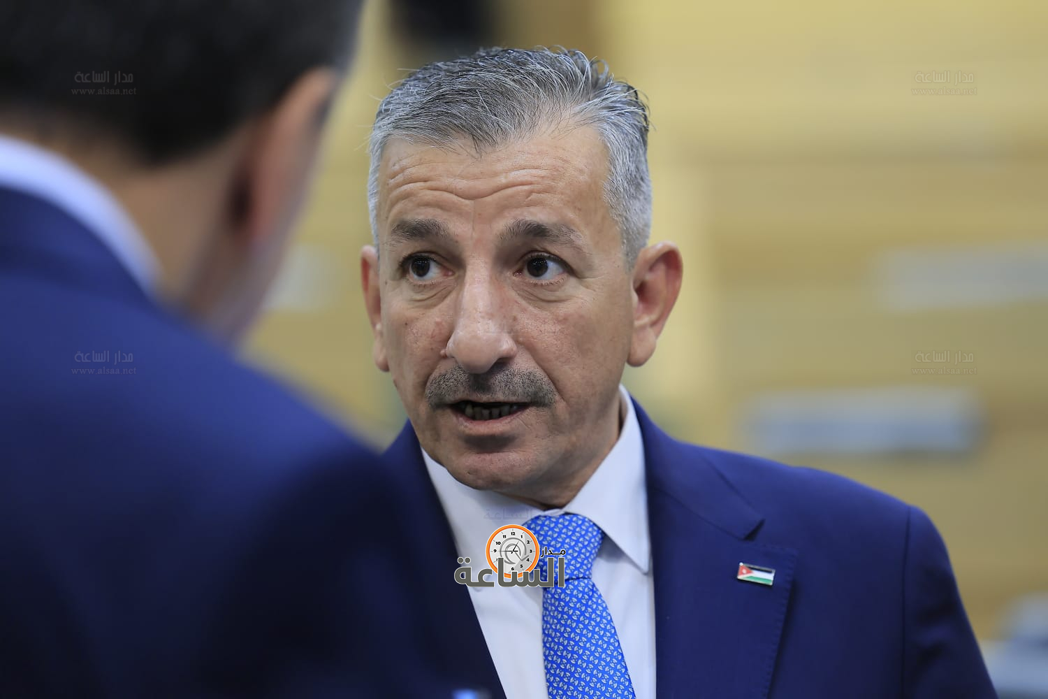 Madar Al-Saa Images 0.5360573834076318