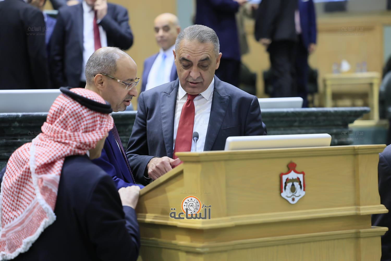 Madar Al-Saa Images 0.2796888020684202