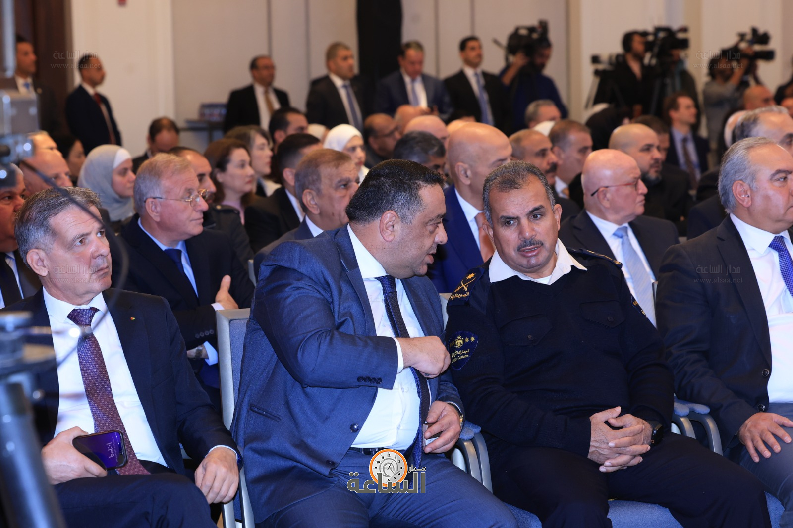 Madar Al-Saa Images 0.29841538868788375