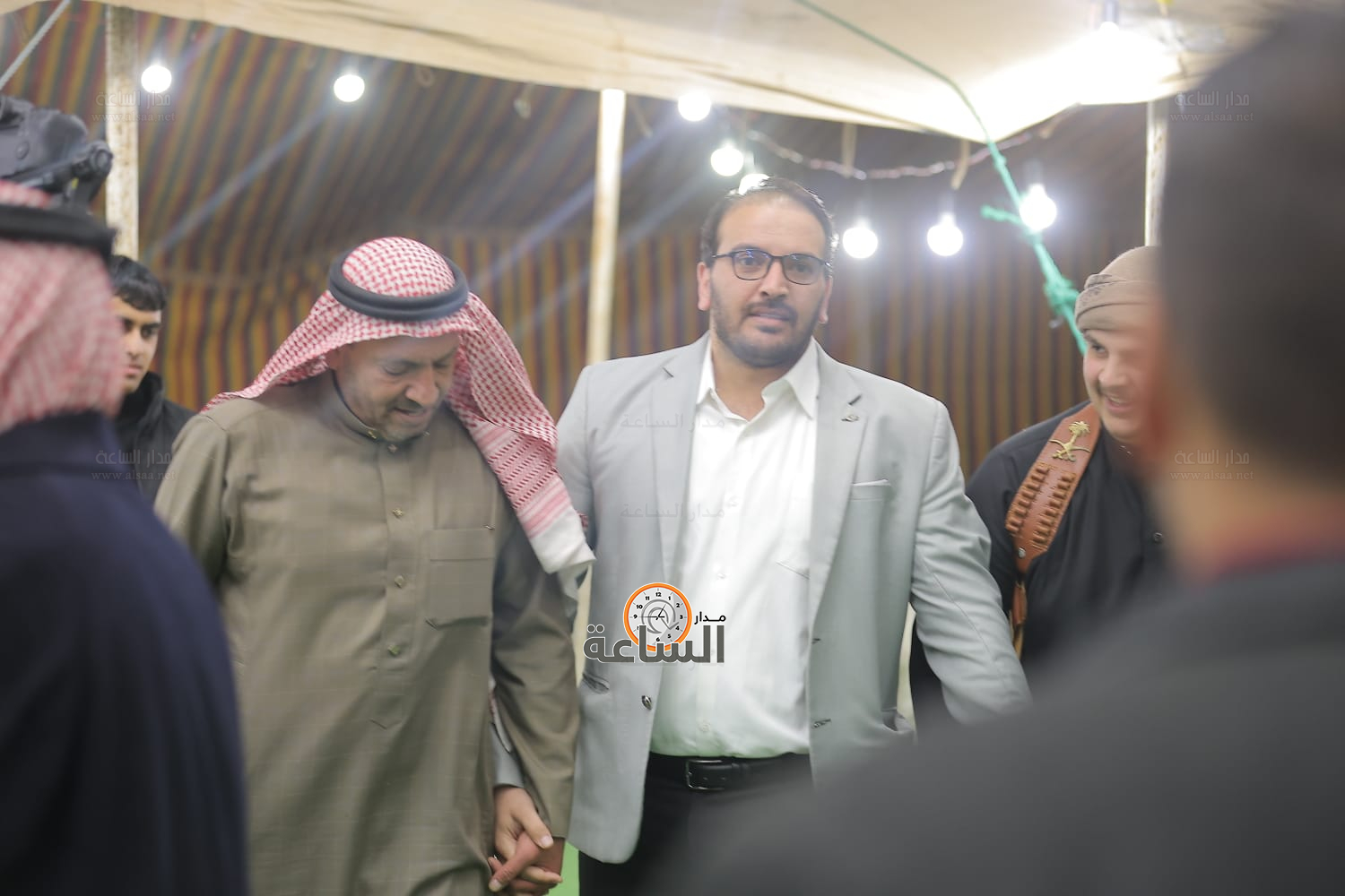 Madar Al-Saa Images 0.884649403145924