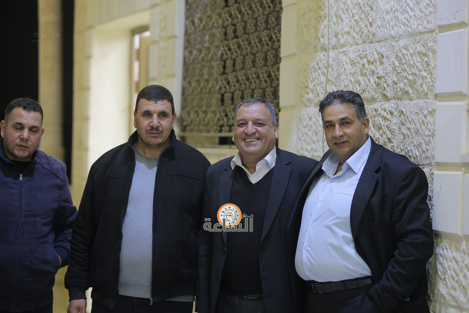 Madar Al-Saa Images 0.46781677234445873