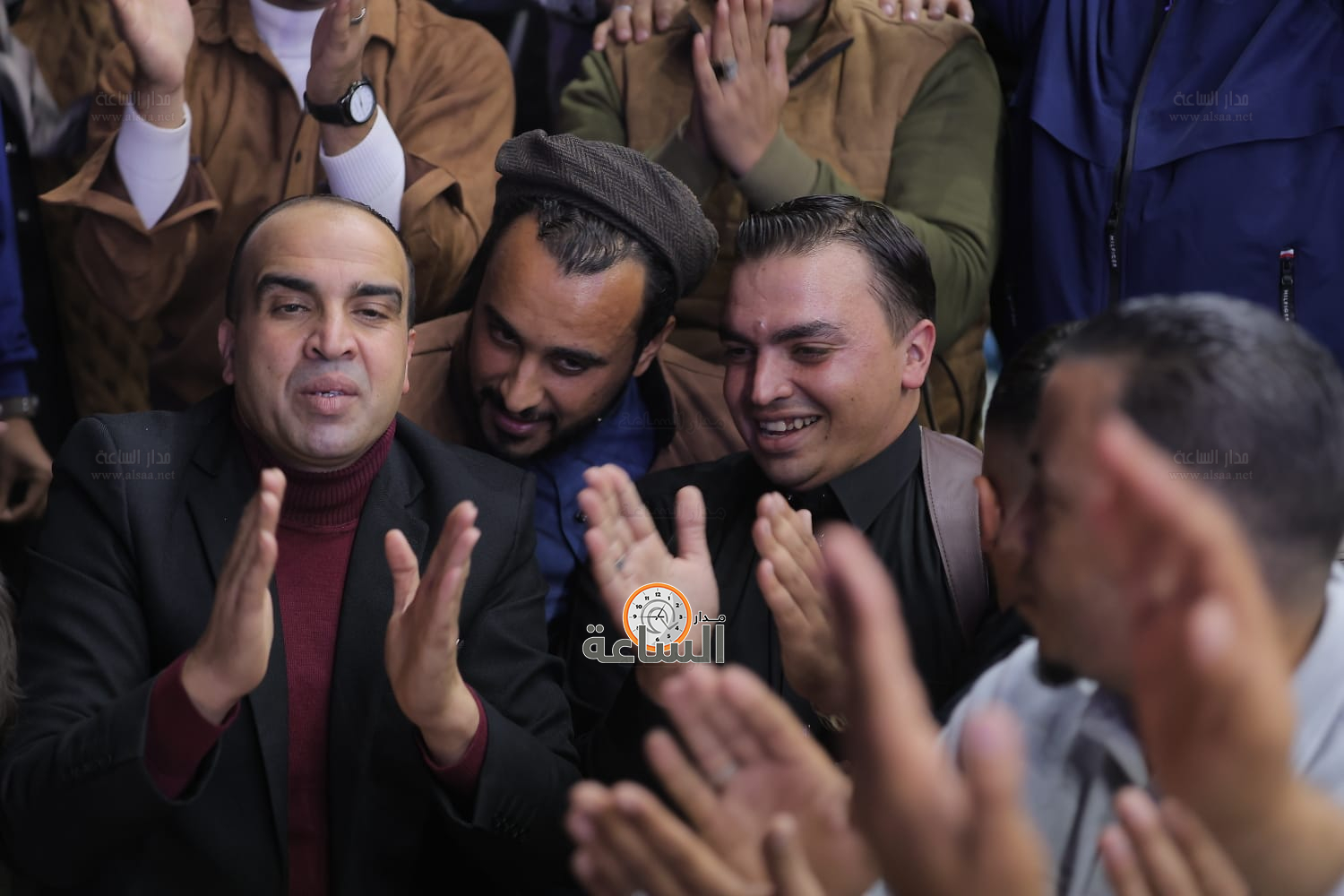 Madar Al-Saa Images 0.9603109609530176