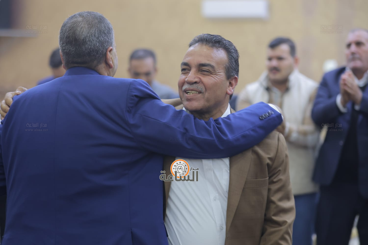 Madar Al-Saa Images 0.9521211634352936