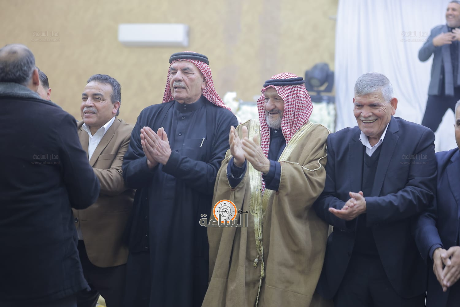 Madar Al-Saa Images 0.22783067855316097