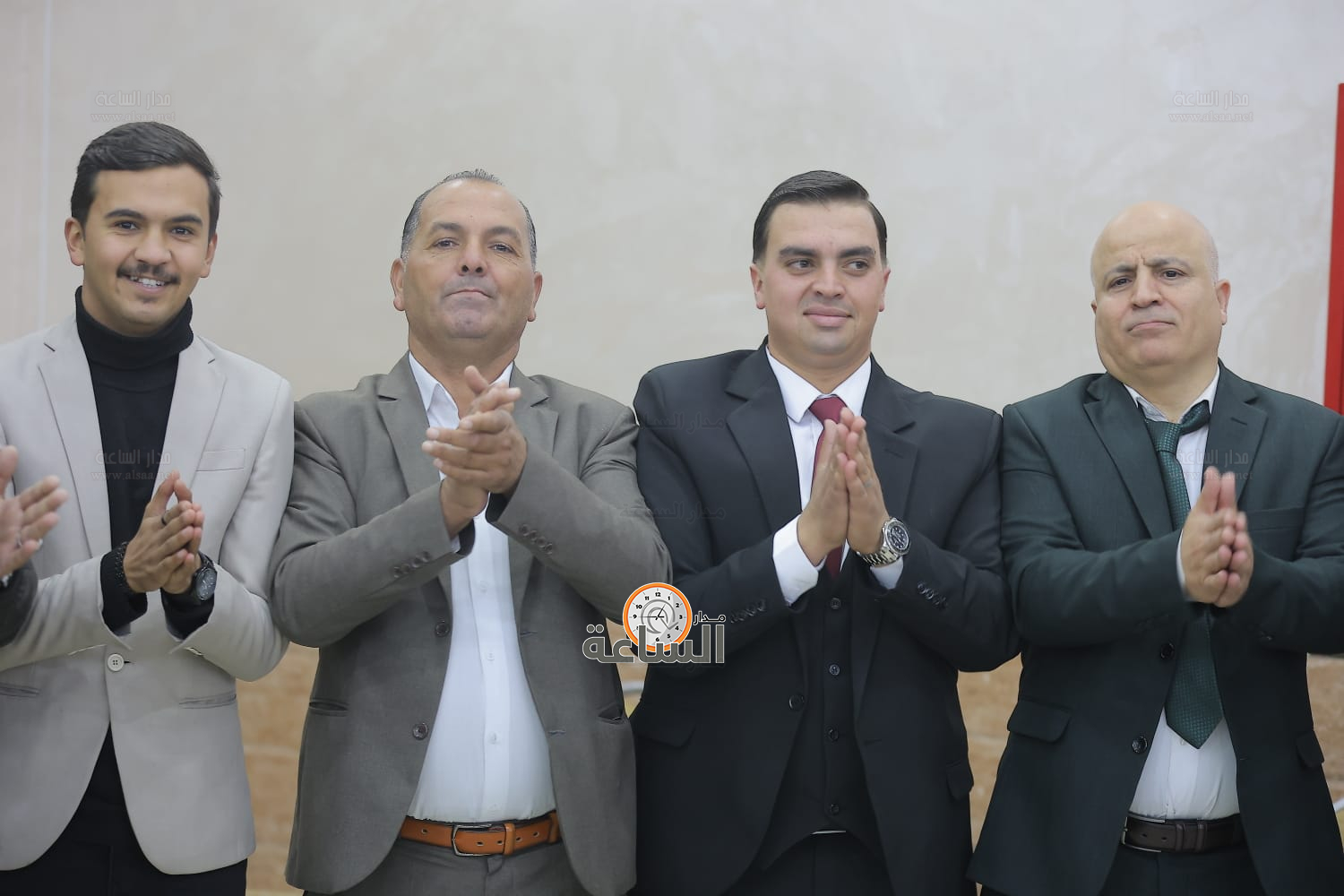 Madar Al-Saa Images 0.7320809333974059