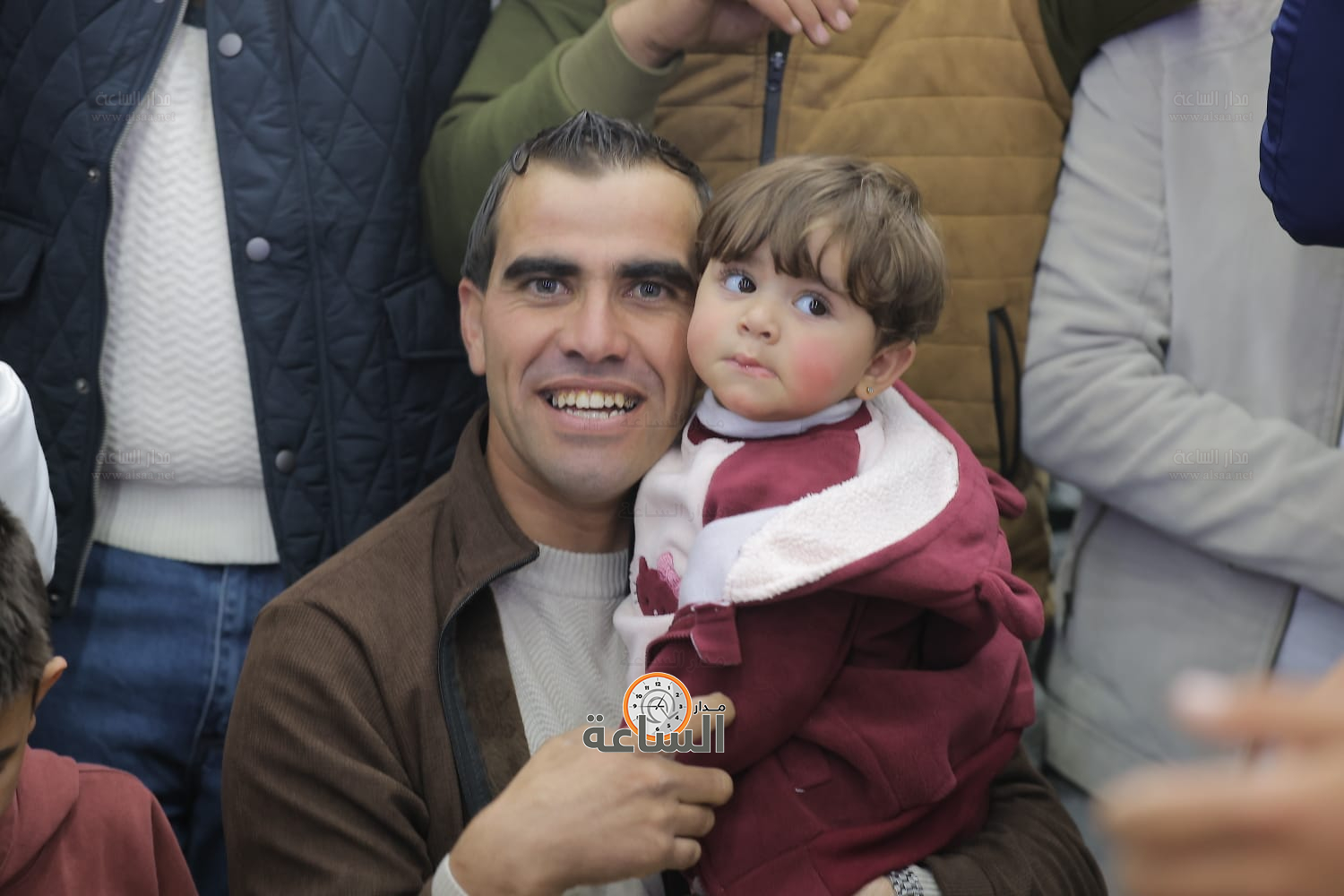 Madar Al-Saa Images 0.7424400239309192