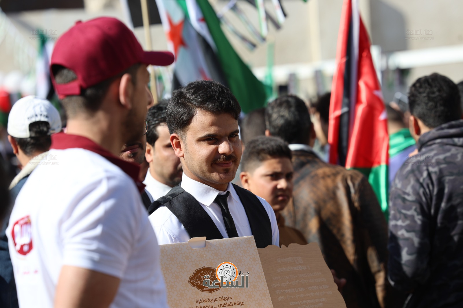 Madar Al-Saa Images 0.7184093419804918