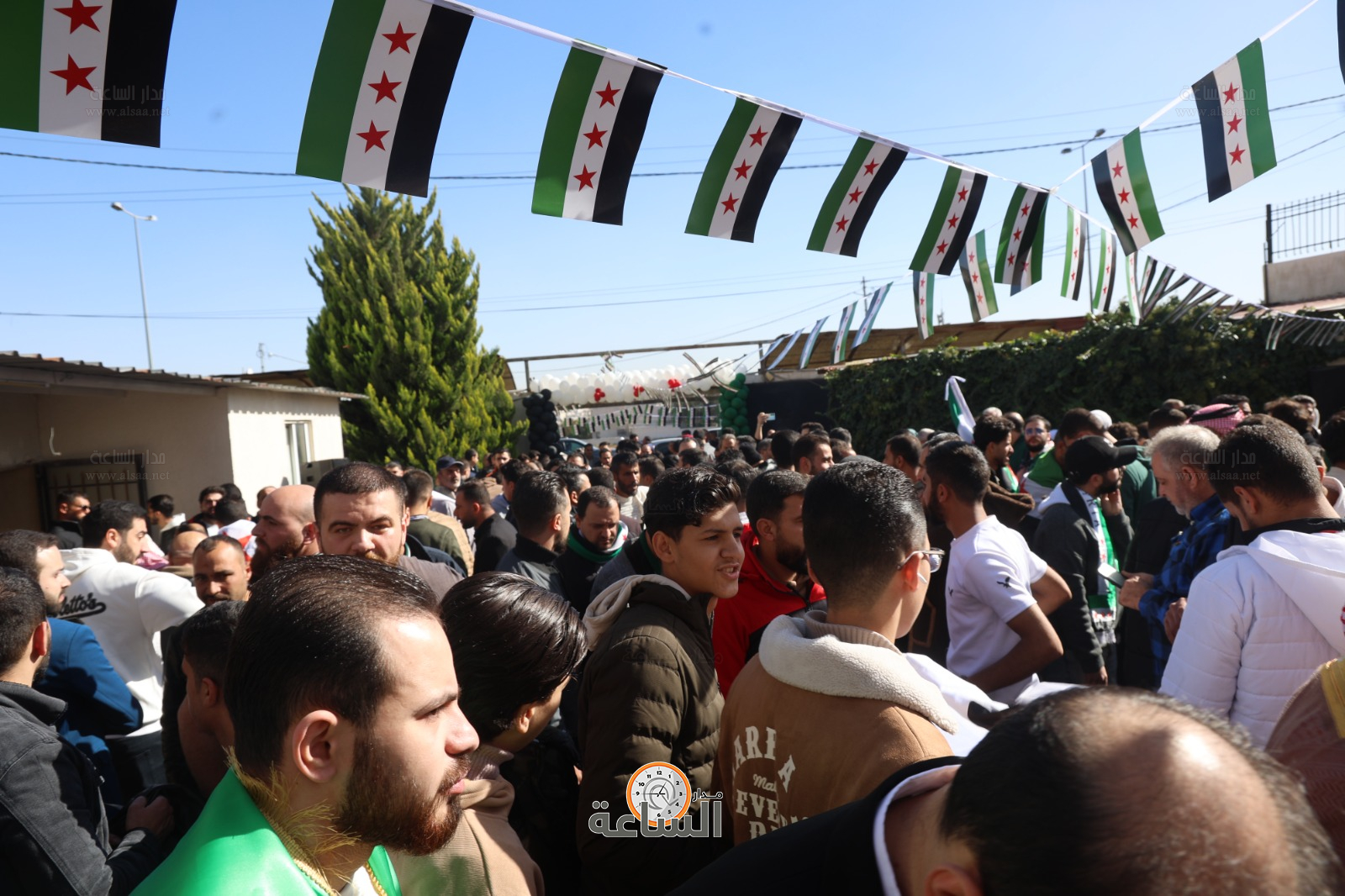 Madar Al-Saa Images 0.1337509548081982