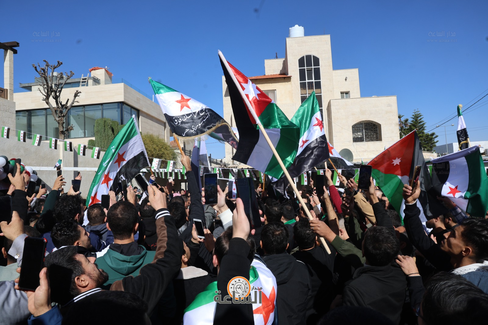 Madar Al-Saa Images 0.5163545924016806