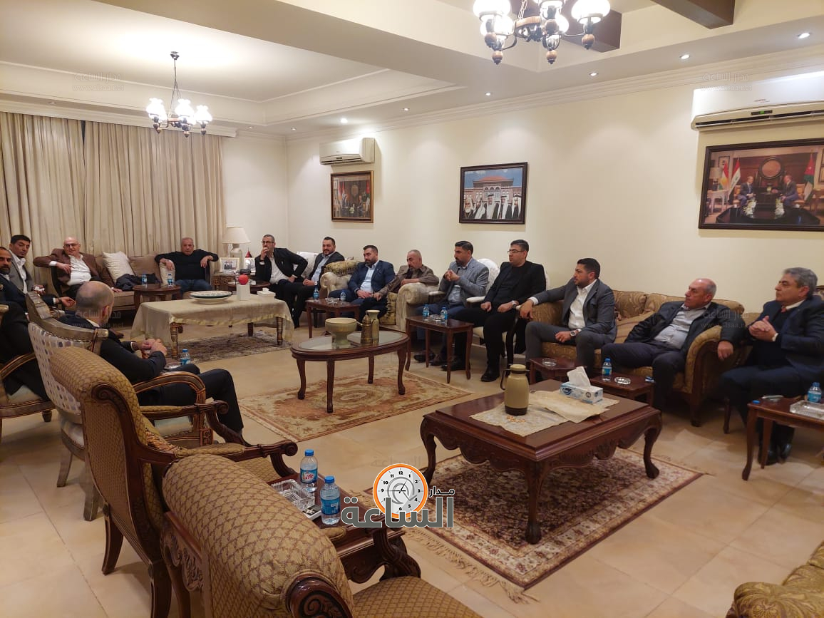 Madar Al-Saa Images 0.4808559080310487