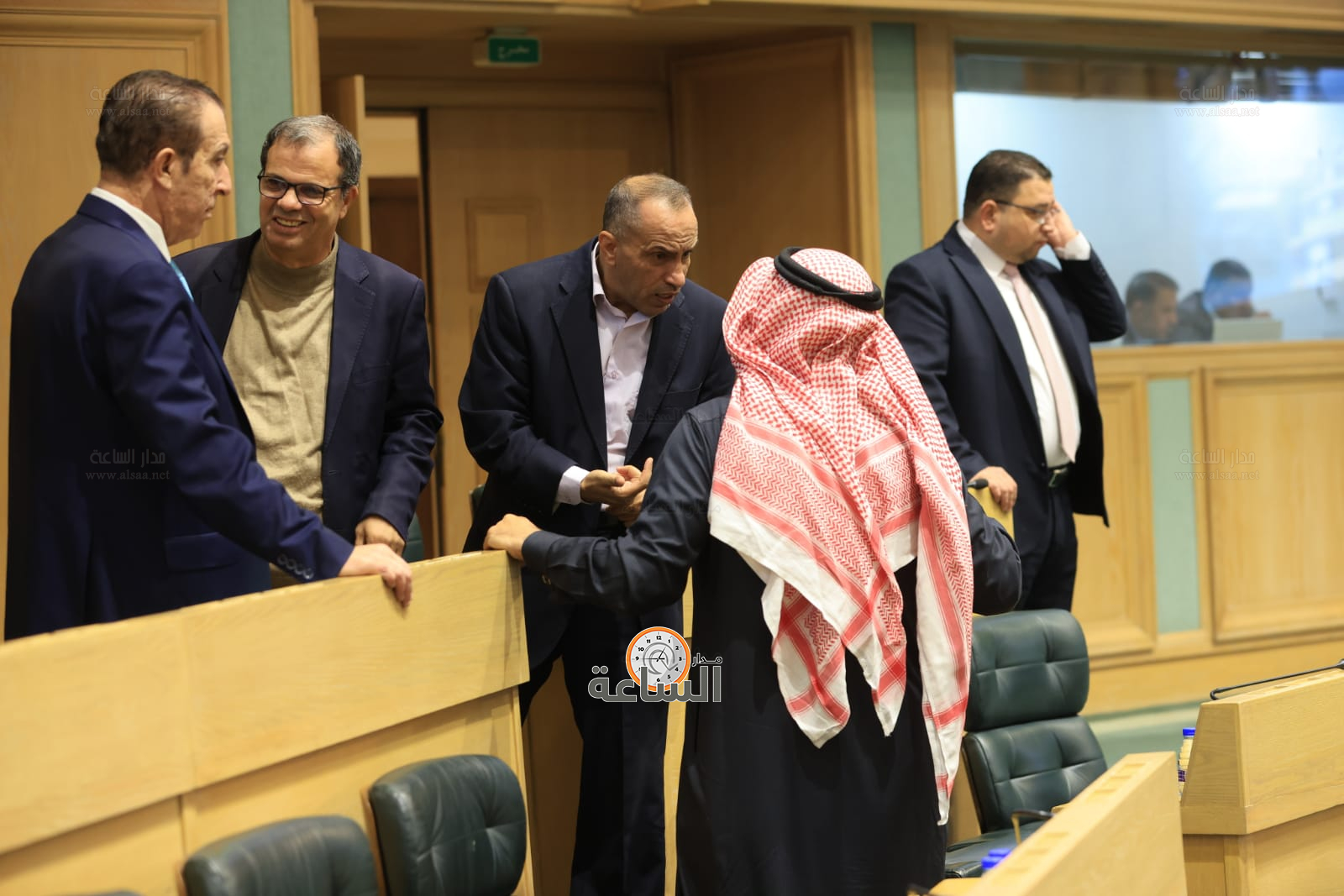 Madar Al-Saa Images 0.44465029989807436