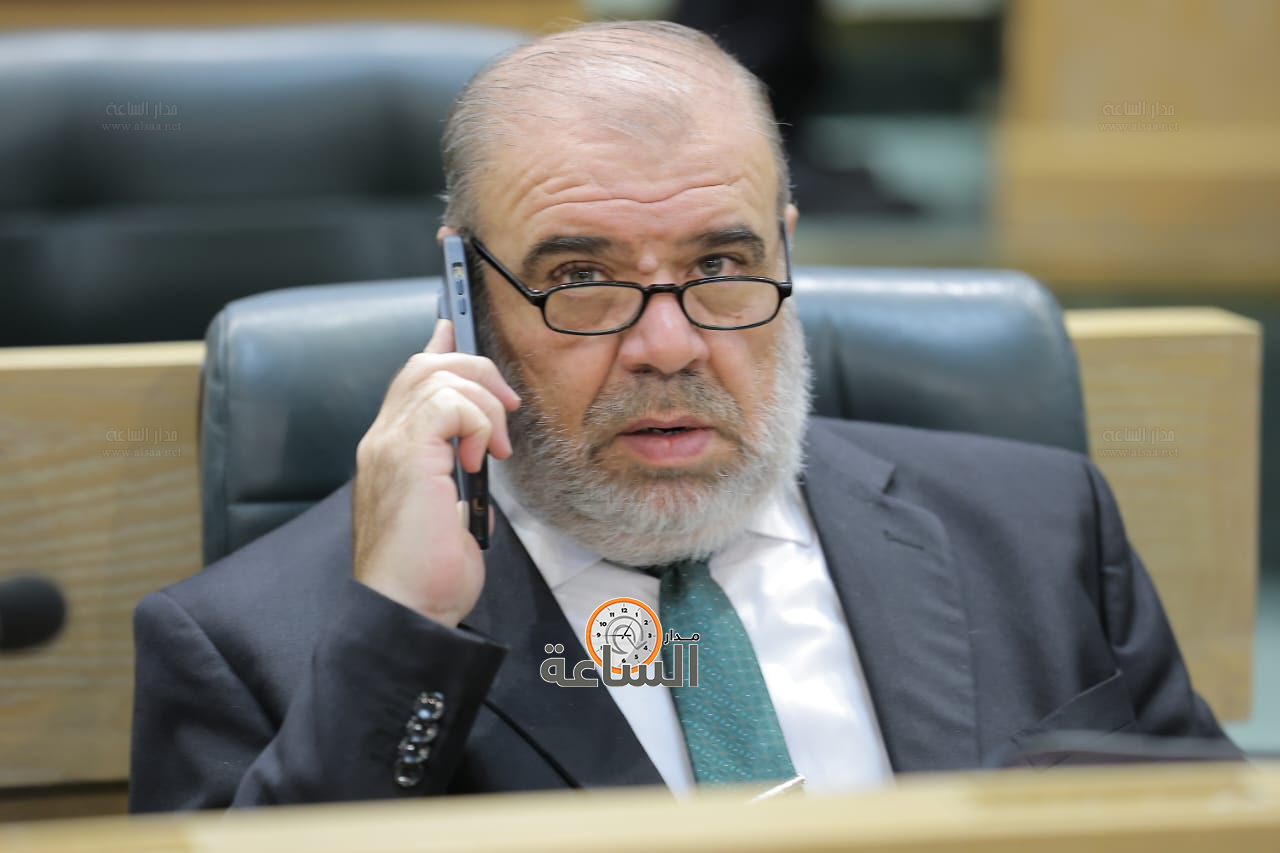 Madar Al-Saa Images 0.16868415885166865