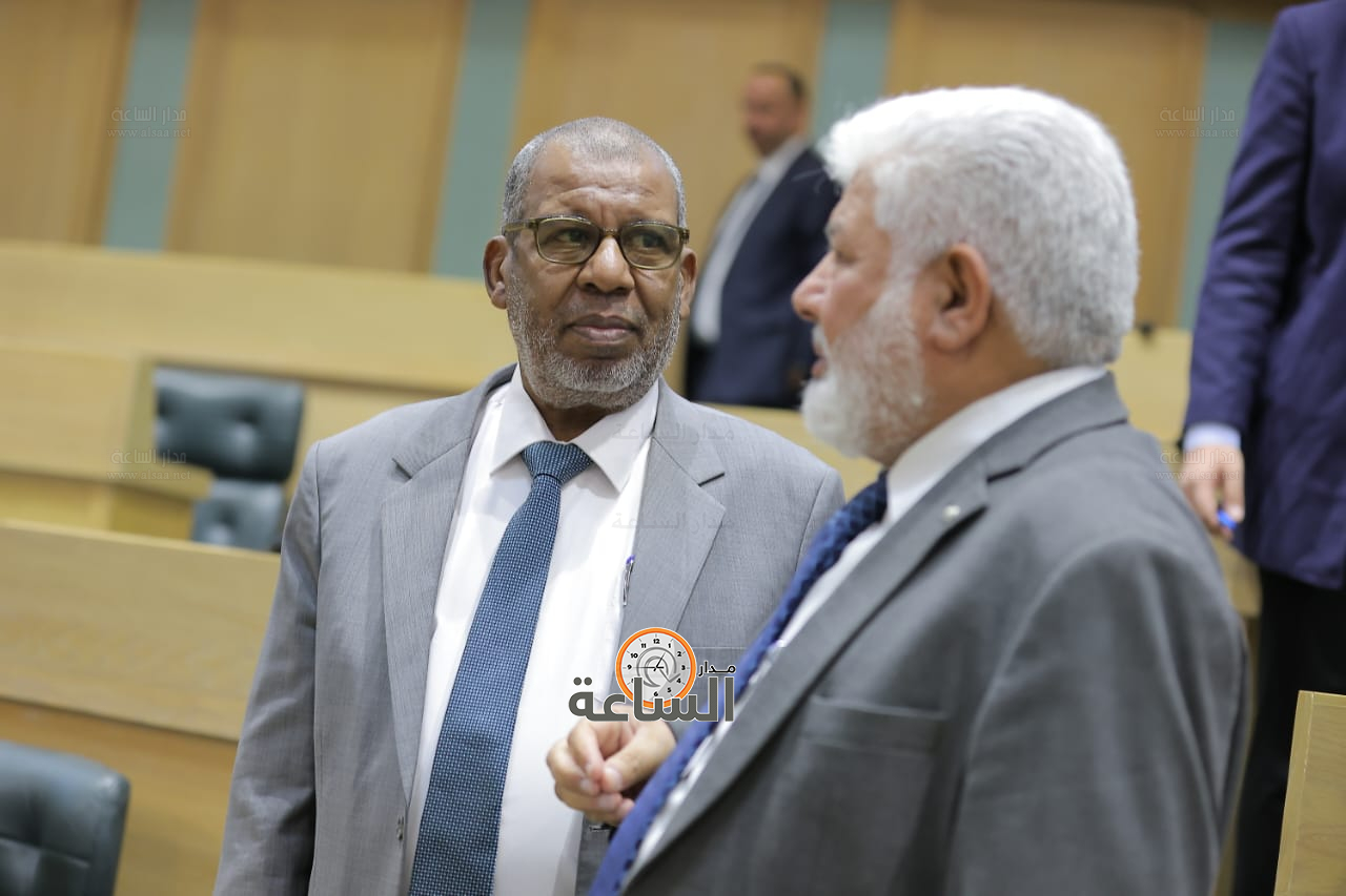 Madar Al-Saa Images 0.8676365502560134