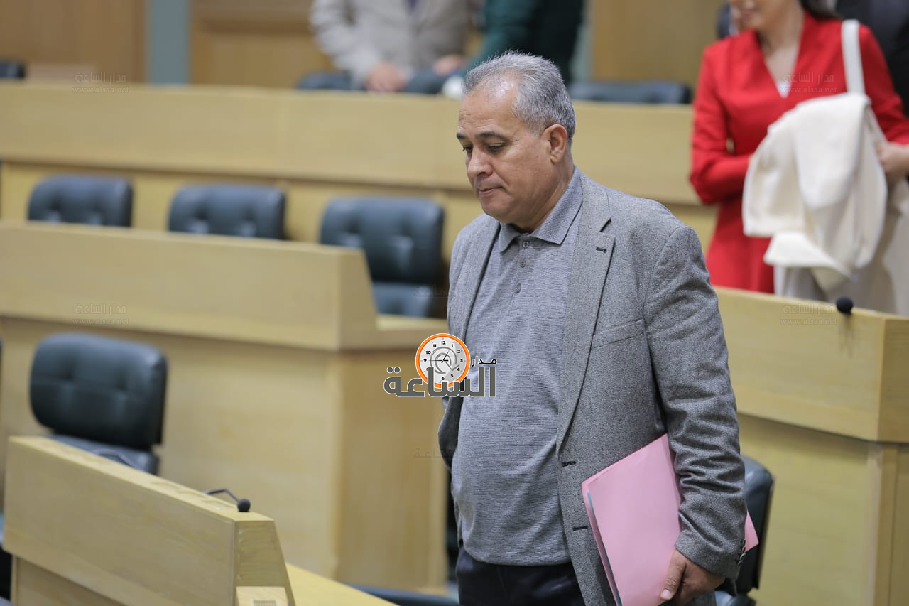 Madar Al-Saa Images 0.5175691567892925