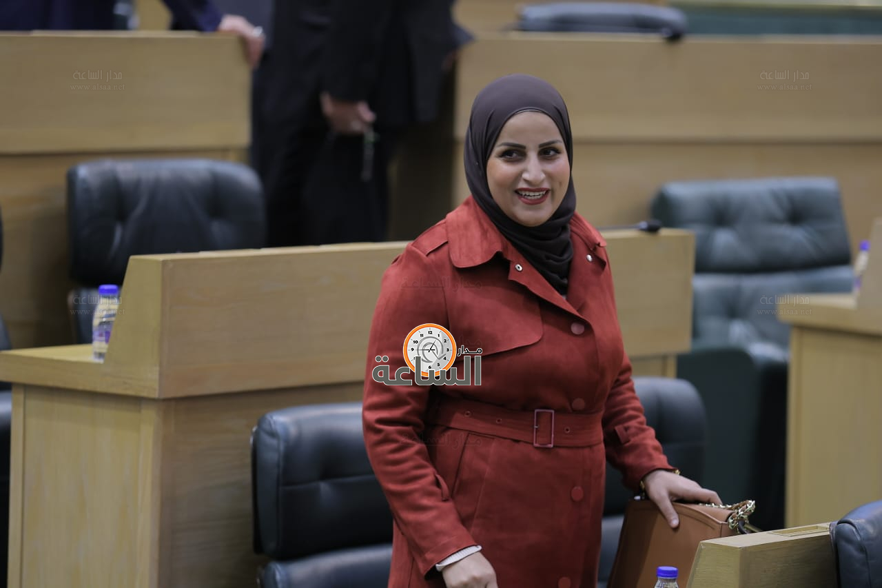 Madar Al-Saa Images 0.7061973089231076