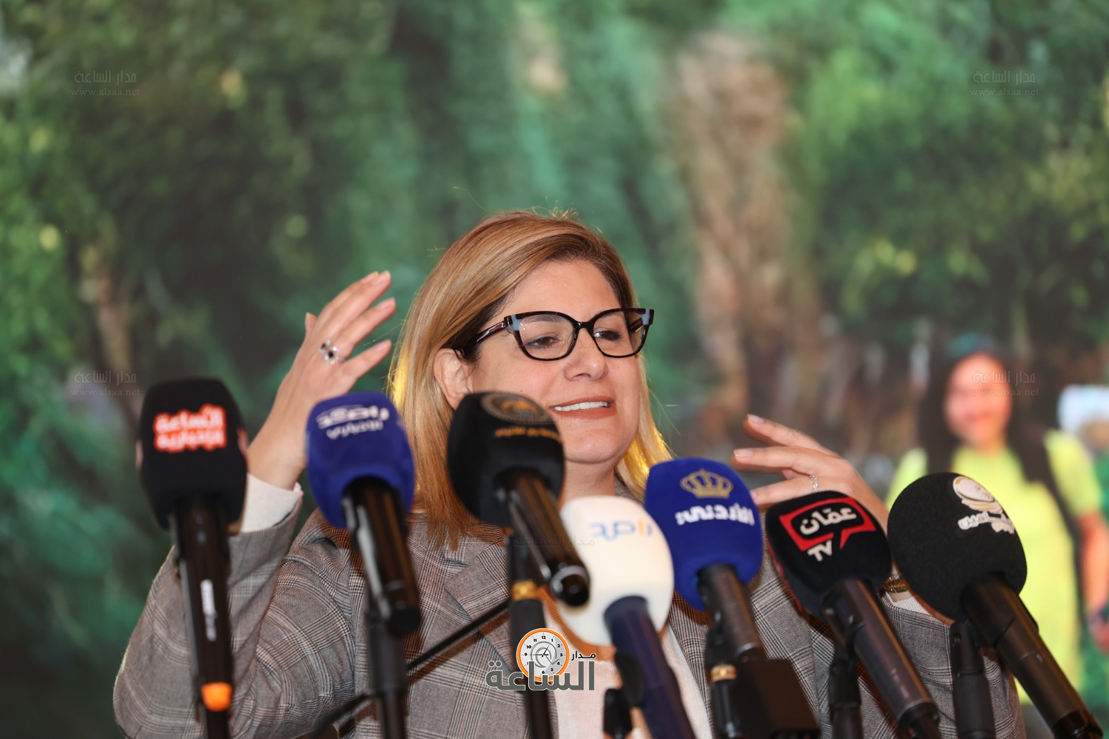 Madar Al-Saa Images 0.4509263760589909