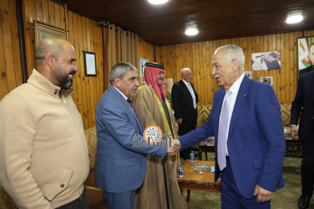 Madar Al-Saa Images 0.049178688402974235