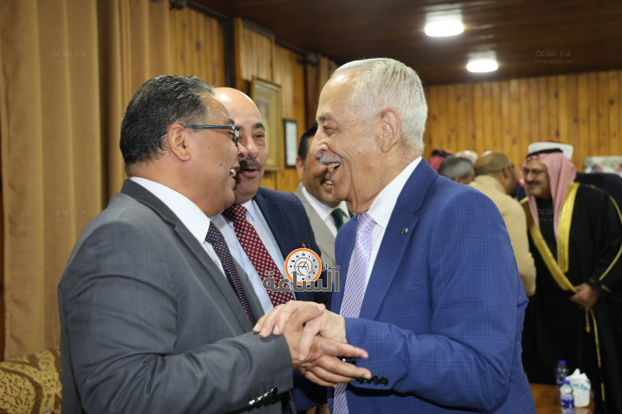 Madar Al-Saa Images 0.9220796754968223