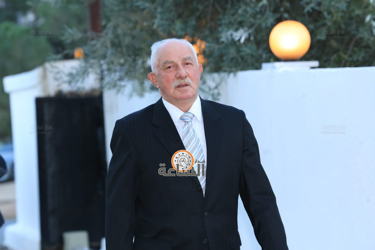 Madar Al-Saa Images 0.6702544066926787